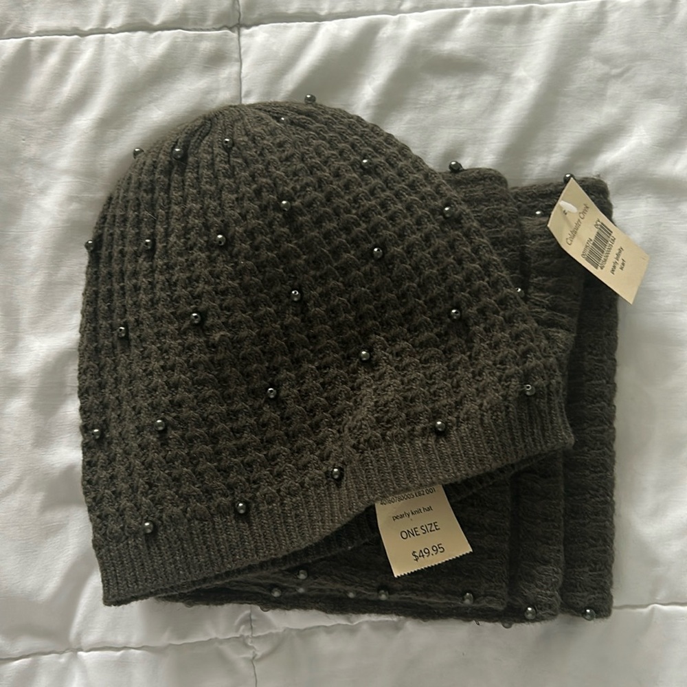 Coldwater Creek Hat and Scarf Set Gray Beaded